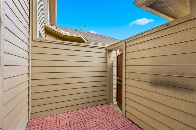 Building Photo - 8604 Naomi St