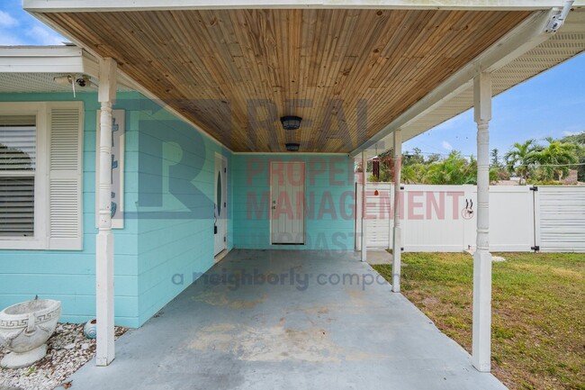 Building Photo - Adorable 2 Bedroom in Venice FL available ...