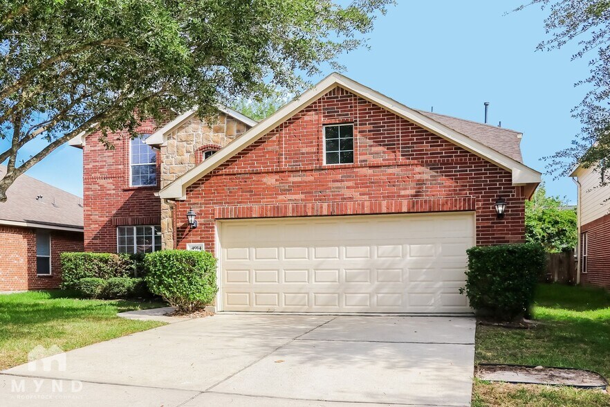 Building Photo - 4914 Forest Hurst Dr