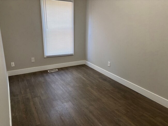 Building Photo - Charming 3-Bedroom Home Near the Park – Pe...