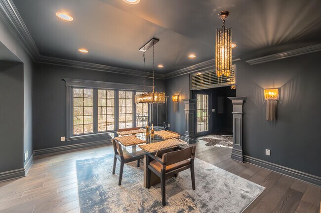 Building Photo - 16646 Brooklane Blvd