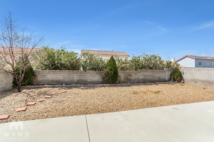 Building Photo - 3119 Saleen Ct