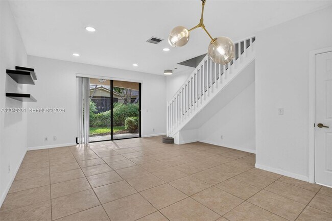 Building Photo - 3969 Orange Tree Ln