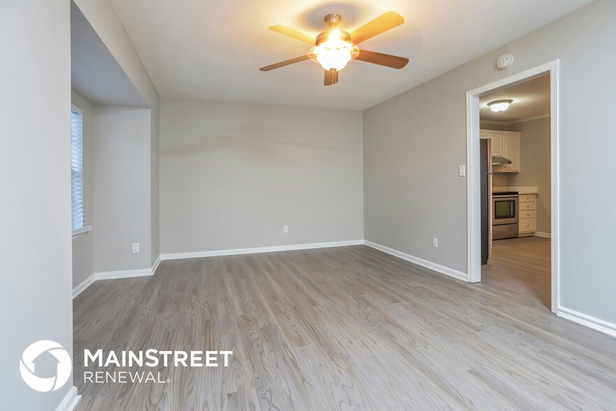 Building Photo - 5049 Darlene Dr