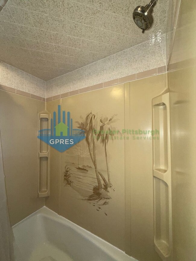 Building Photo - Classic Lawrenceville Row House – Walkable...