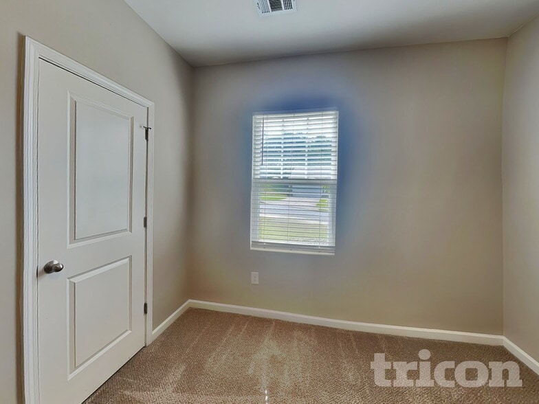 Building Photo - 21 Tabasco Cat Ct