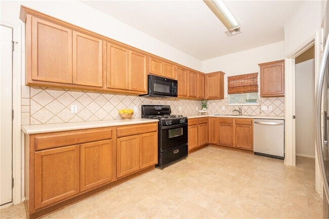 Building Photo - 1707 Big Bend Dr