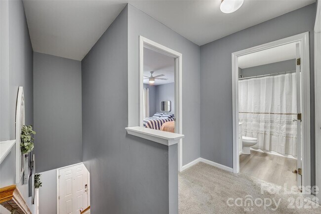 Building Photo - 928 Kite Dr