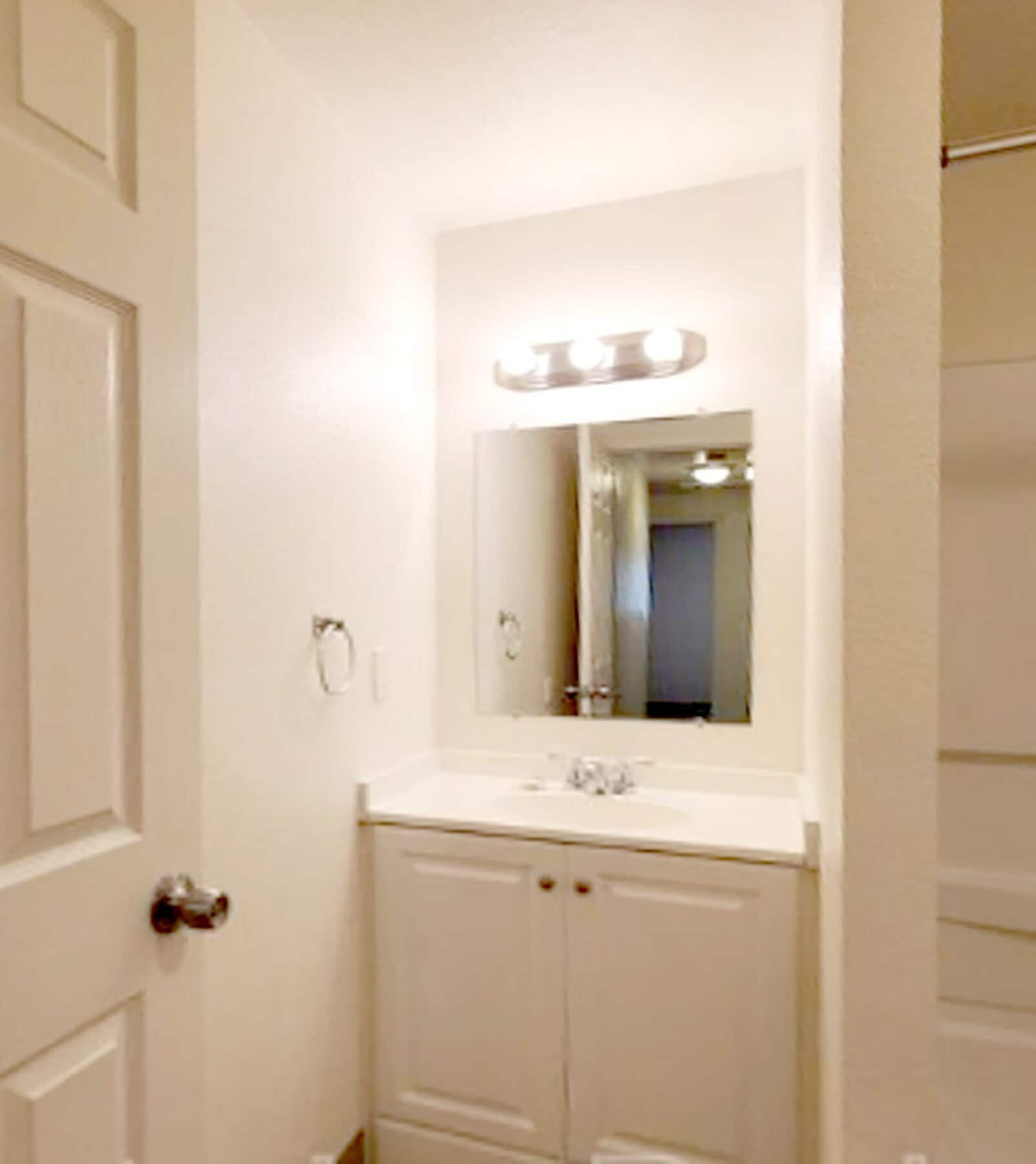 Building Photo - 1267 SE Holman Ave