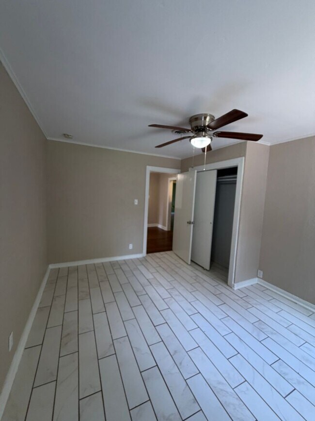 Building Photo - Updated brick home for lease near BAFB | Bossier City, LA 71112 | 3 bedrooms