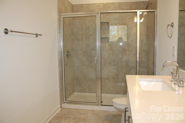 Building Photo - 743 Hoke Ln