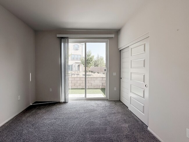 Building Photo - ~ AVAILABLE NOW ~ New Construction Home for Rent in the NEW Heirloom Farms Community in Temecula!