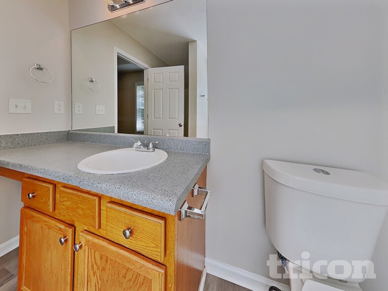 Building Photo - 103 Fairfax Dr