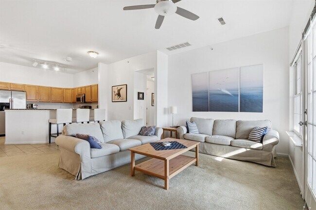 Building Photo - 2233 S Main St