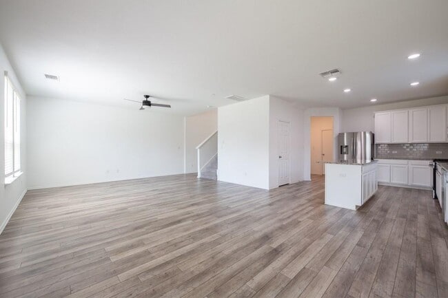 Building Photo - 509 Goat Willow Ln