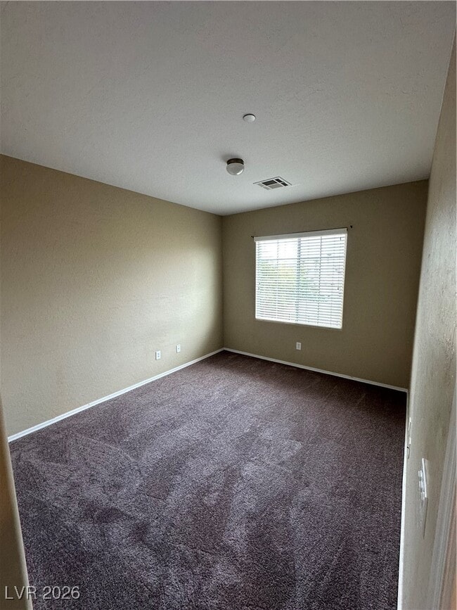 Building Photo - 6868 Sky Pointe Dr