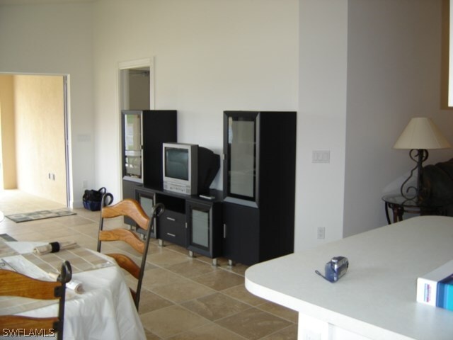 Building Photo - 7450 Emilia Ln