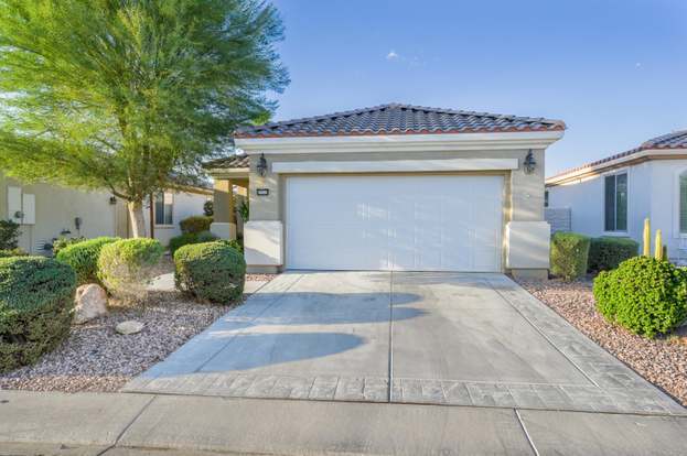 Building Photo - 80528 Avenida Camarillo