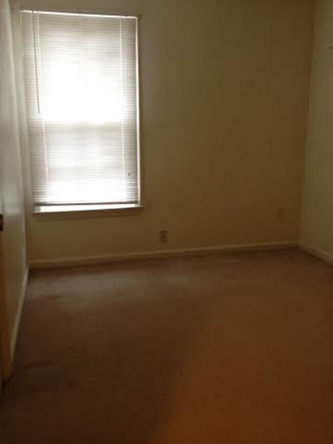 Building Photo - 4641 Stonebridge Lane