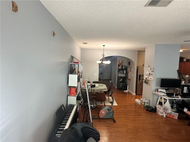 Building Photo - 9753 Palmeston Pl