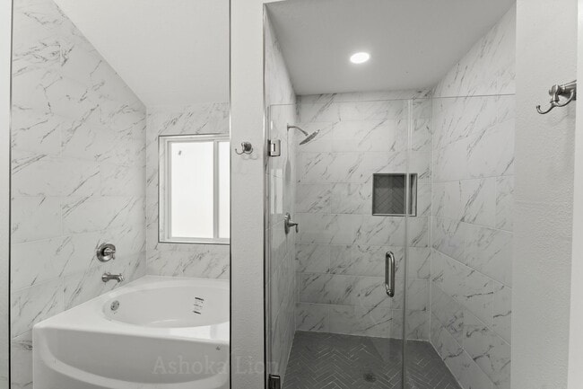 Building Photo - Coming Soon ! Come check out this beautifu...