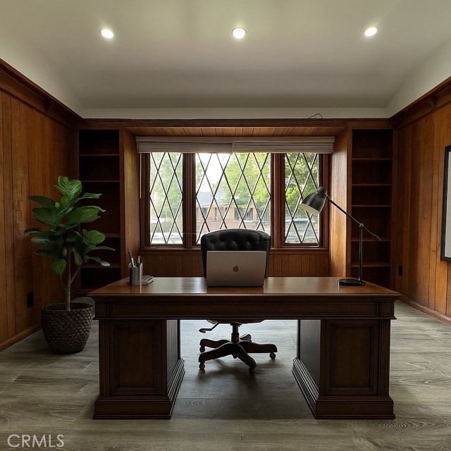 Building Photo - 2212 Linda Flora Dr