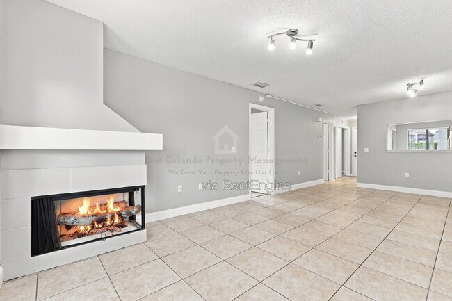 Building Photo - 9430 Torrington Ave