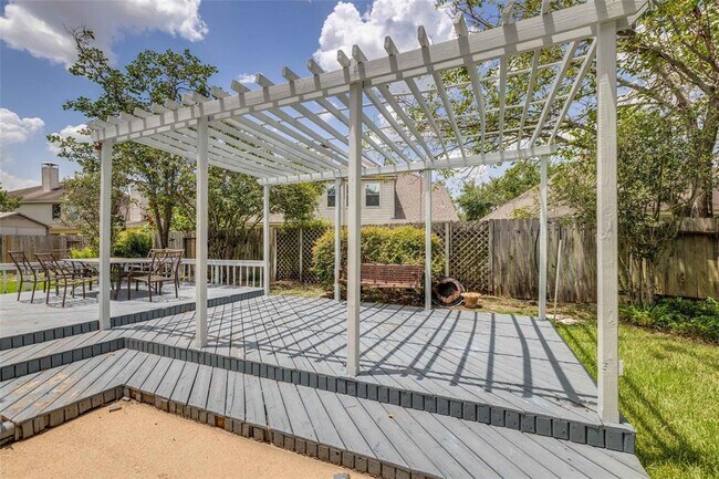 Building Photo - 12414 N Shadow Cove Dr