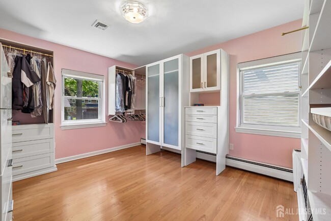 Building Photo - 207 Stoughton Ave