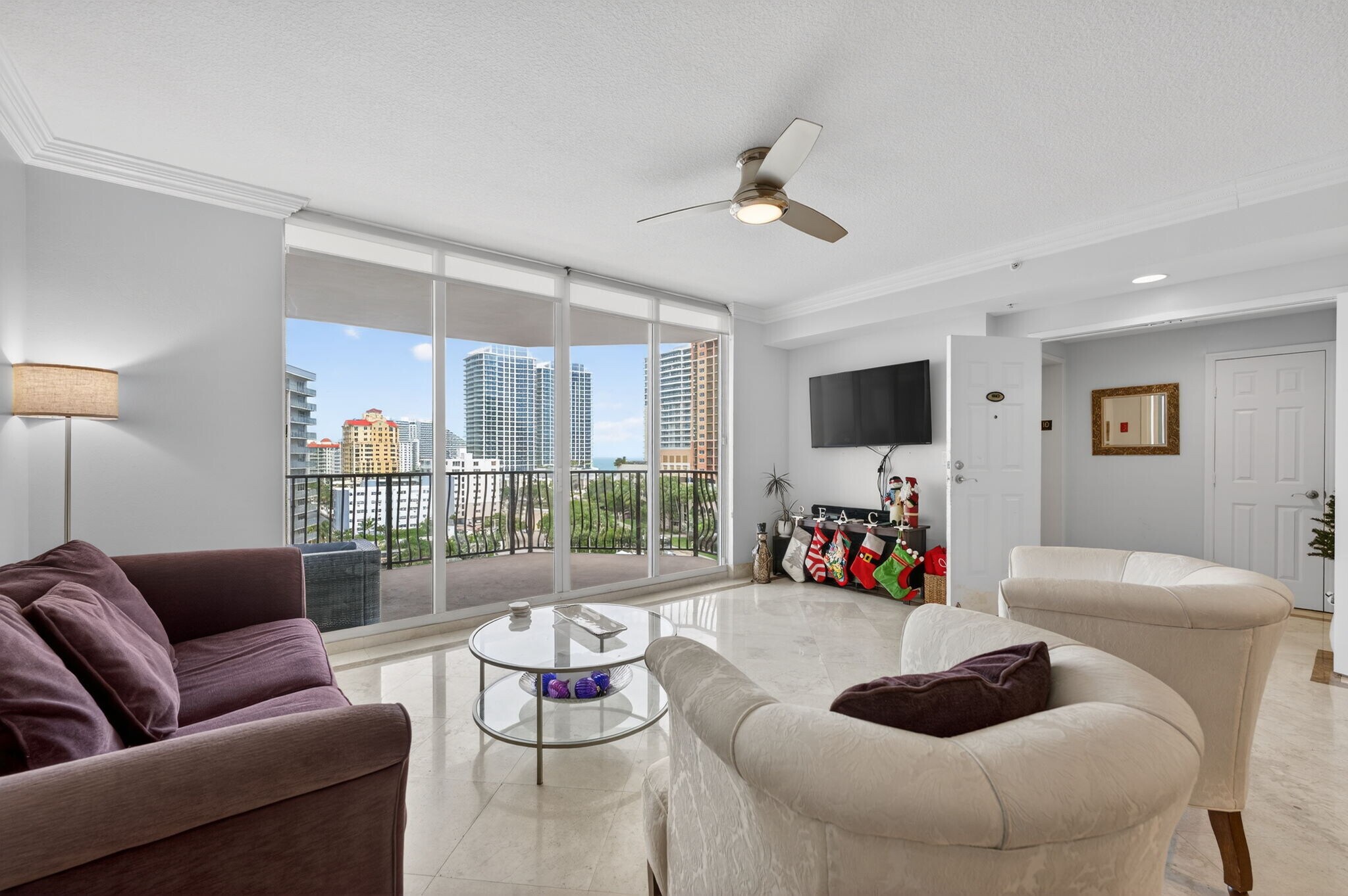 Building Photo - 100 S Birch Rd