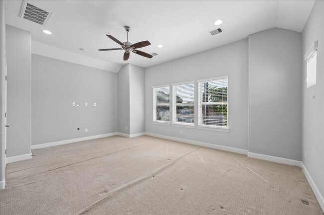 Building Photo - 4107 Austin St