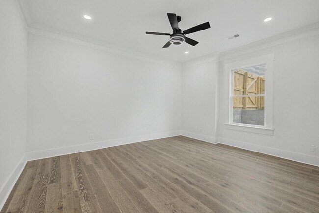 Building Photo - 103 McKinley Dr