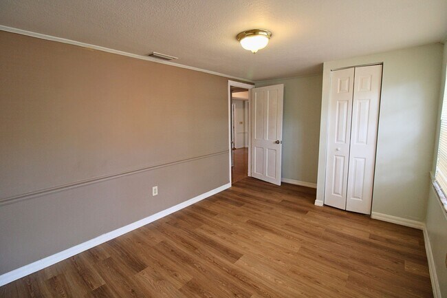 Building Photo - Stunning 3-Bed, 2-Bath Spanish-Inspired Custom Home with Elegant Gardens & Fountains