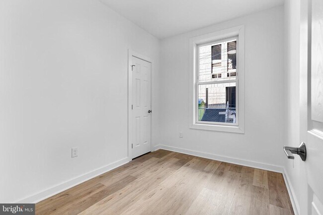 Building Photo - 1712 3rd St NW