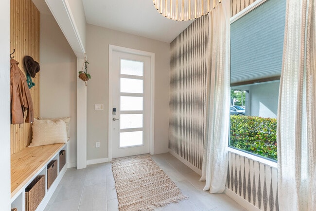 Building Photo - 8709 Corvus Dr