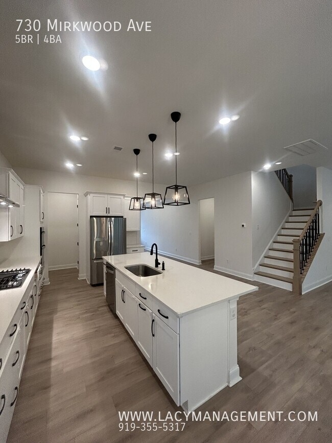 Building Photo - 730 Mirkwood Ave