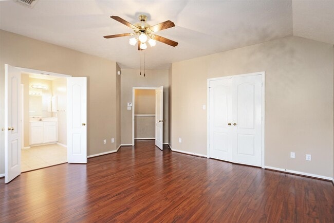 Building Photo - 16350 Mellow Oaks Ln