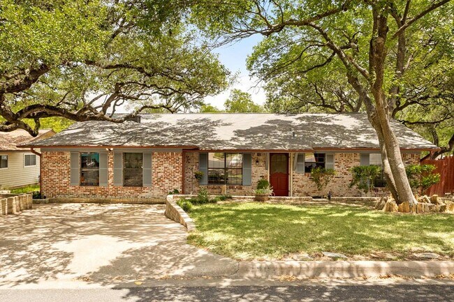 Primary Photo - 6203 Greentree Ln