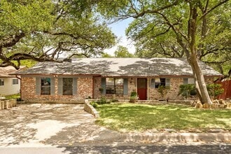 Building Photo - 6203 Greentree Ln