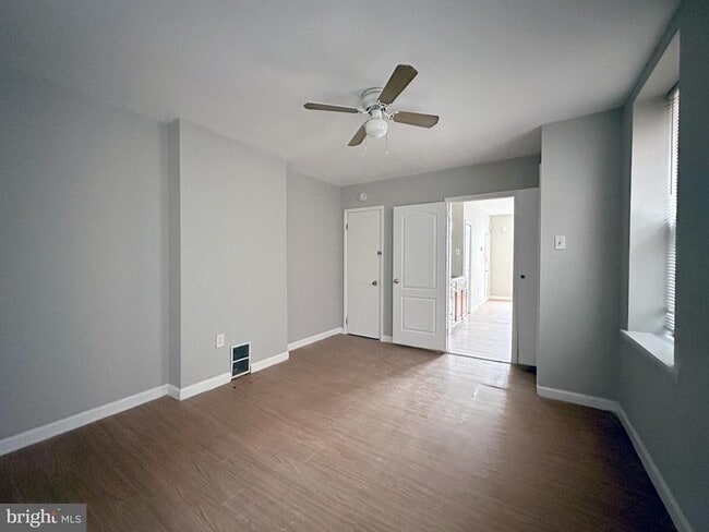 Building Photo - 2113 S 18th St