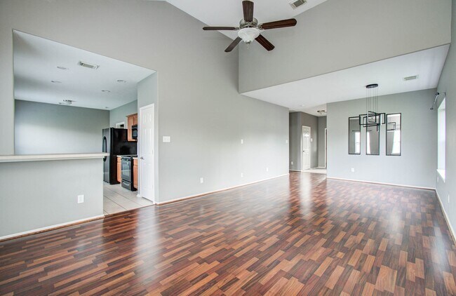 Building Photo - 14034 Chelseahurst Ln