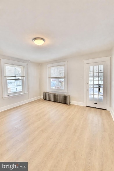 Building Photo - 1203 Cherry St