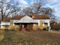 Building Photo - 3188 Kimner St