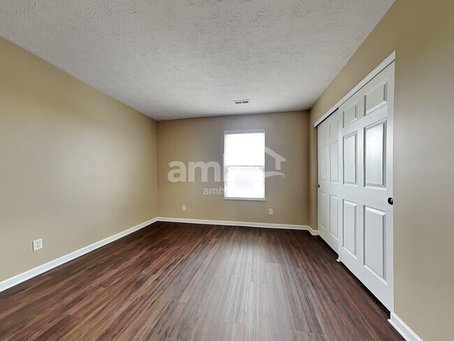 Building Photo - 150 Brittony Woods Dr
