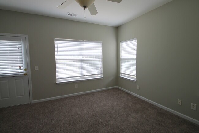 Building Photo - Exclusively Offered by Muse Realty, LLC