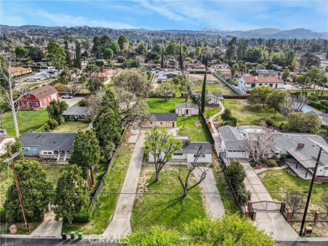 Building Photo - 22660 Calvert St