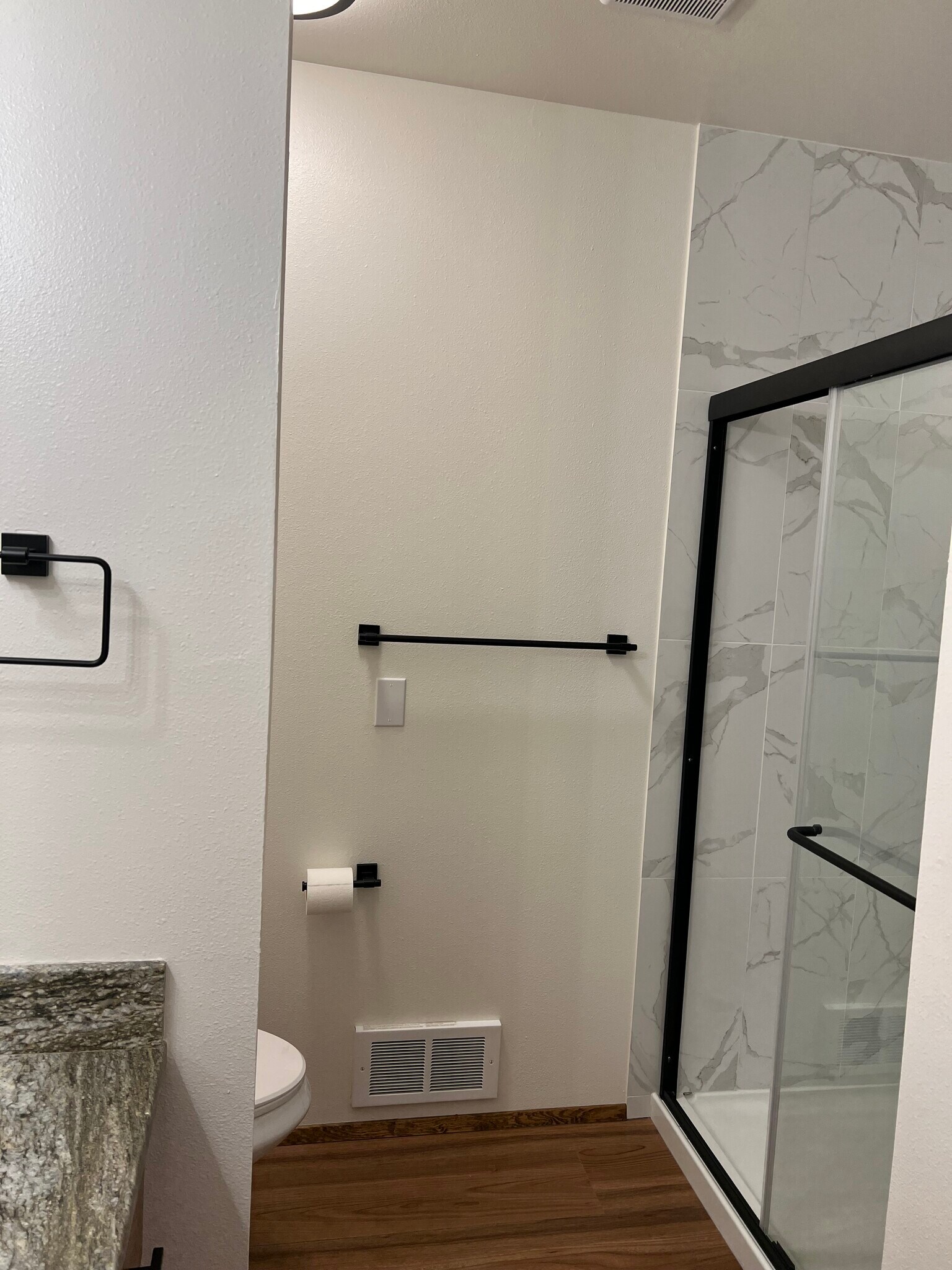 Building Photo - 1045 S 3rd Ave