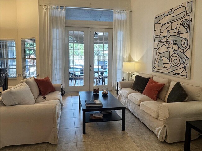 Building Photo - 834 Verona Lake Dr