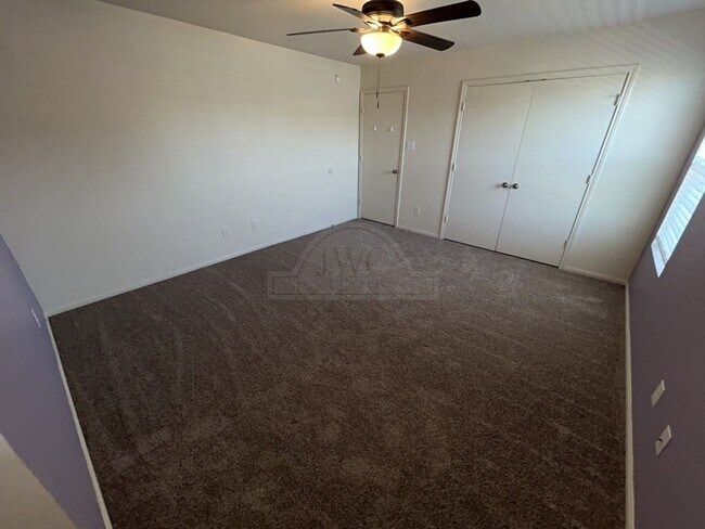Building Photo - 3202 Blackburn Dr
