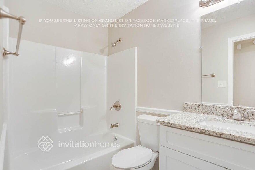 Building Photo - 1520 Jade Cove Dr